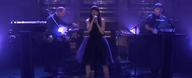 CHVRCHES arrasan a su paso por el programa de Fallon CHVRCHES arrasan a su paso por el programa de Fallon