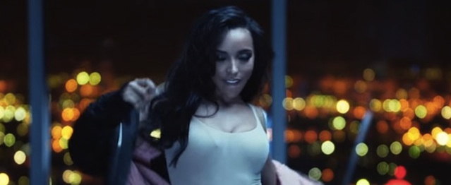 Tinashe exhibe sus movimientos de baile en “Player” Tinashe exhibe sus movimientos de baile en “Player”