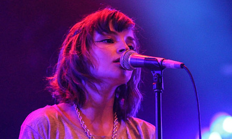 CHVRCHES deslumbran en vivo en una gala de videojuegos CHVRCHES deslumbran en vivo en una gala de videojuegos