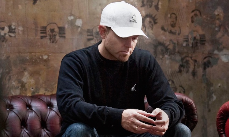 DJ Shadow regala un nuevo tema, “Swerve” DJ Shadow regala un nuevo tema, “Swerve”