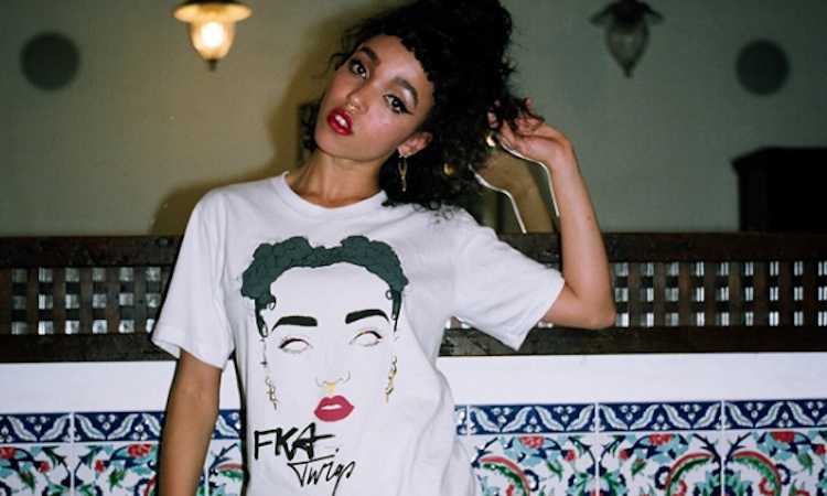 FKA twigs abre una tienda online con su muy alucinante merchandising FKA twigs abre una tienda online con su muy alucinante merchandising
