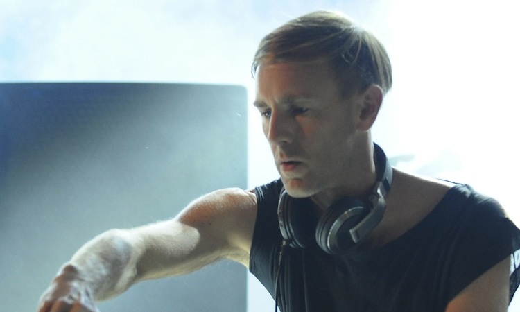 Richie Hawtin acaba de lanzar un nuevo álbum Richie Hawtin acaba de lanzar un nuevo álbum