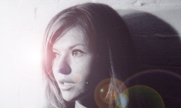Still Corners insisten en su synth-pop sensual y precioso Still Corners insisten en su synth-pop sensual y precioso
