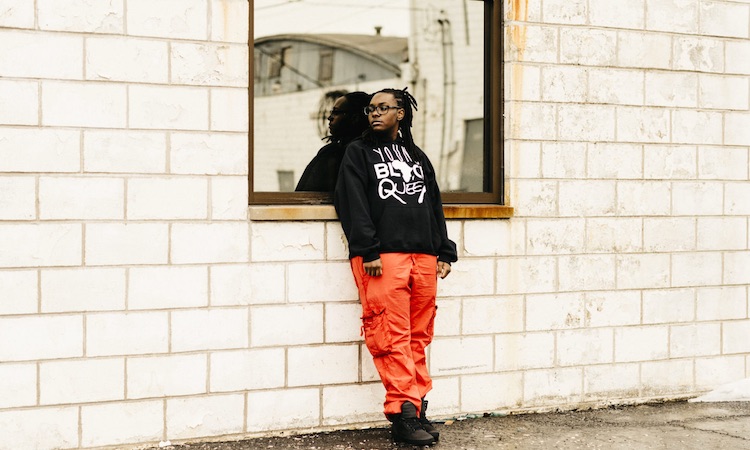 Jlin estrena el año con una breve y frenética nueva pieza, “Untitled (2016)” Jlin estrena el año con una breve y frenética nueva pieza, “Untitled (2016)”