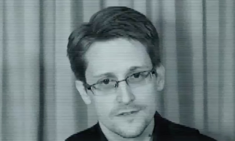 Edward Snowden presta su voz a un tema de Jean-Michel Jarre Edward Snowden presta su voz a un tema de Jean-Michel Jarre