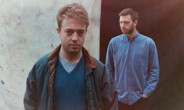 Mount Kimbie vuelven reciclando samples creados por ellos mismos Mount Kimbie vuelven reciclando samples creados por ellos mismos