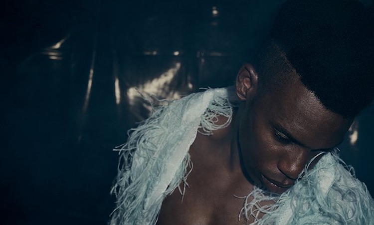 Conoce a GAIKA, el guetofuturista que está sacudiendo los cimientos del grime y el dancehall Conoce a GAIKA, el guetofuturista que está sacudiendo los cimientos del grime y el dancehall