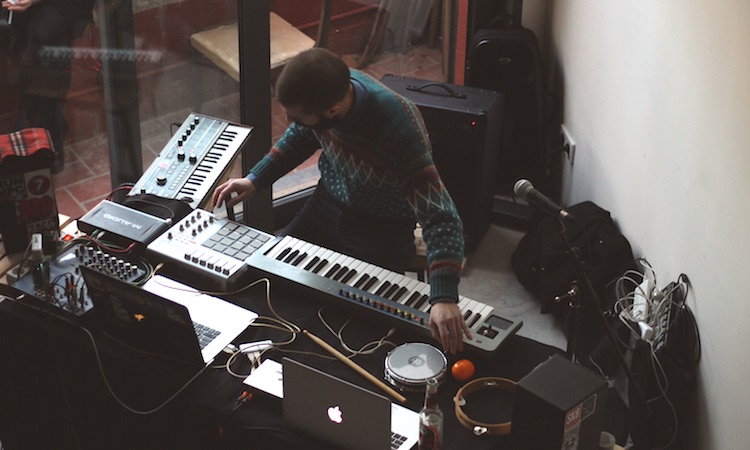 Niño, tratado de música nada absurda y anti-artificial Niño, tratado de música nada absurda y anti-artificial
