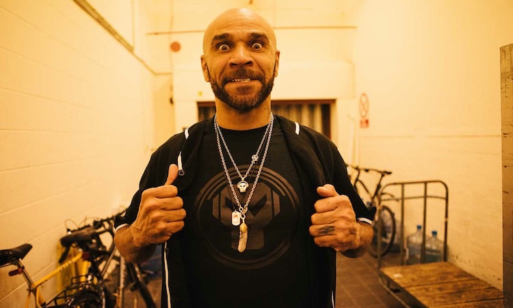 Goldie anuncia unas punzantes memorias llenas de abuso, venganza y graffitis Goldie anuncia unas punzantes memorias llenas de abuso, venganza y graffitis